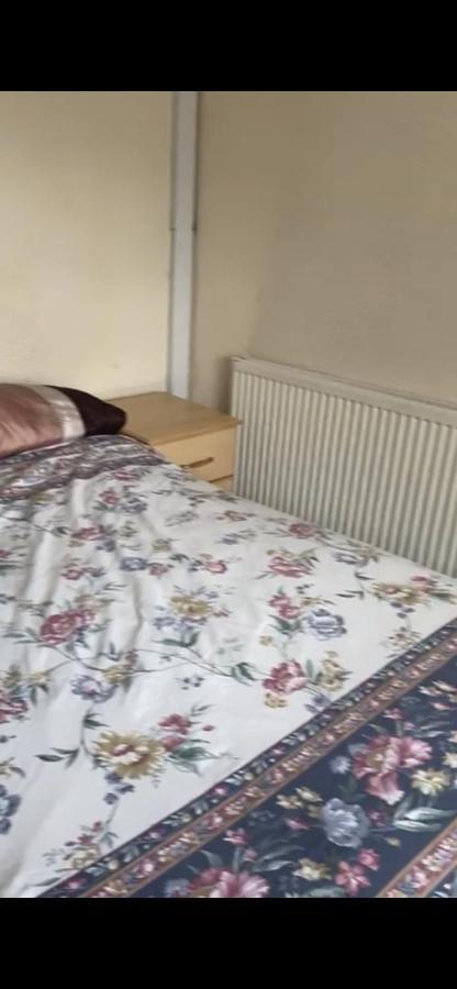 Bushbury132公寓 外观 照片